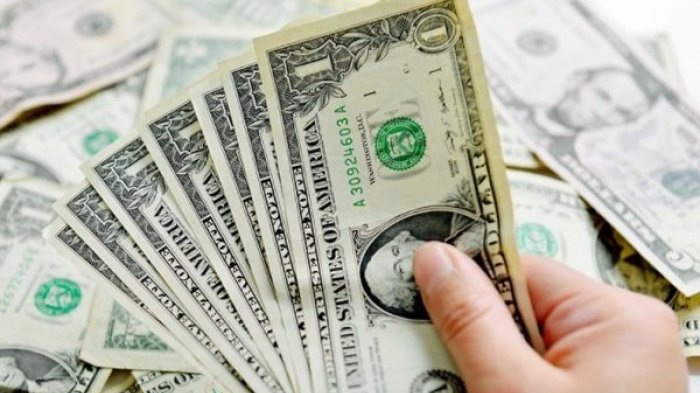 Dólar alcanza los $770 tras tensión en Medio Oriente
