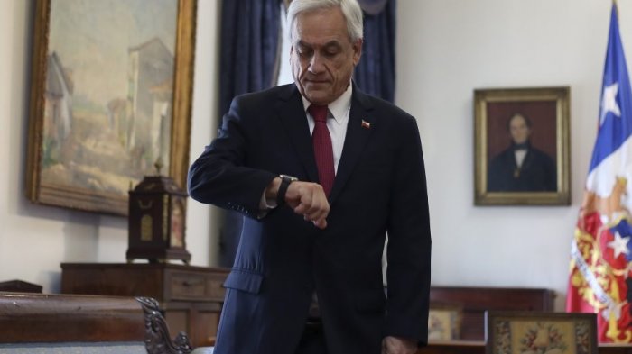 Encuesta Cadem: Aprobación de Piñera cae nuevamente y llega al 10%