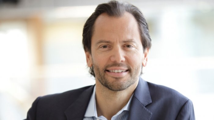 Luigi Zingales, economista de la U. de Chicago, estará en el programa especial de Nuevo Pacto