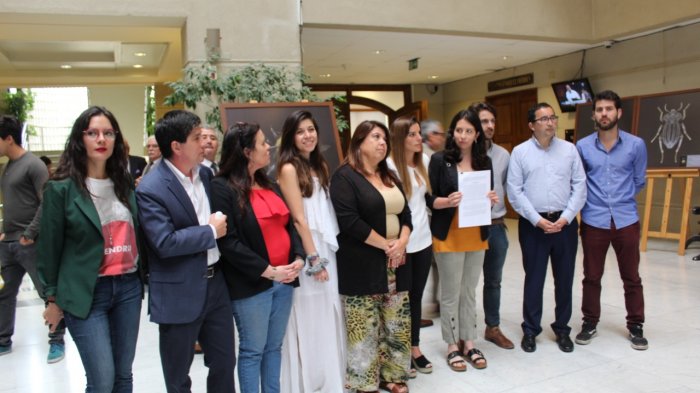 Frente Amplio presenta recurso ante el TC firmado por 40 diputados contra 