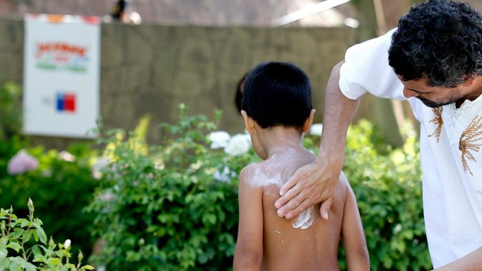 Sernac detecta más de $7 mil de diferencia en precio por el mismo bloqueador solar