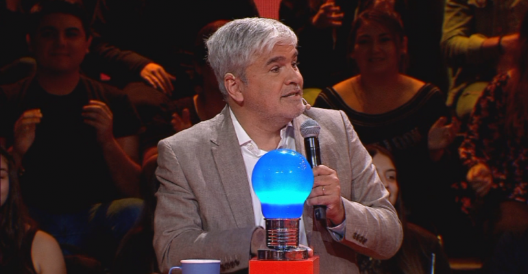 ¿Es un chancho?: La extraña interpretación de Nicolás Larraín de famosa canción de reggaetón