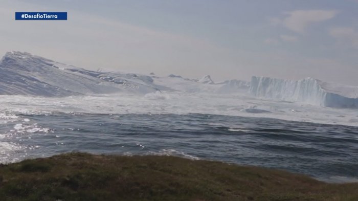 La increíble hazaña del nadador que cruza las gélidas aguas de la Antártica