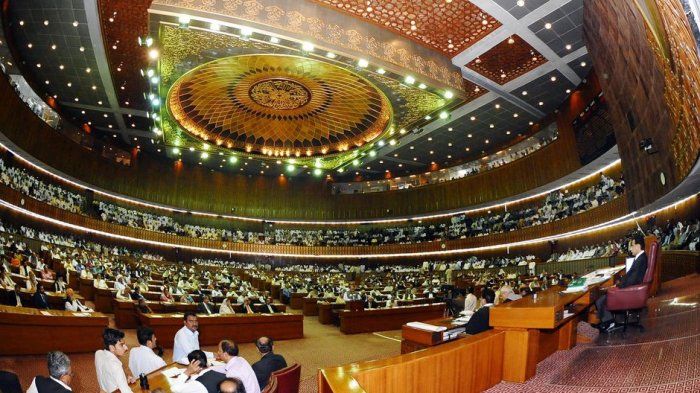 Pakistán recomienda el ahorcamiento en público de culpables por pedofilia