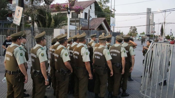 Carabineros ya prepara el “plan marzo”: 2.600 funcionarios serán capacitados para futuras protestas