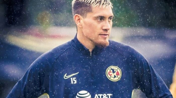 Le llueve sobre mojado: Nico Castillo podría volver a ser operado en México