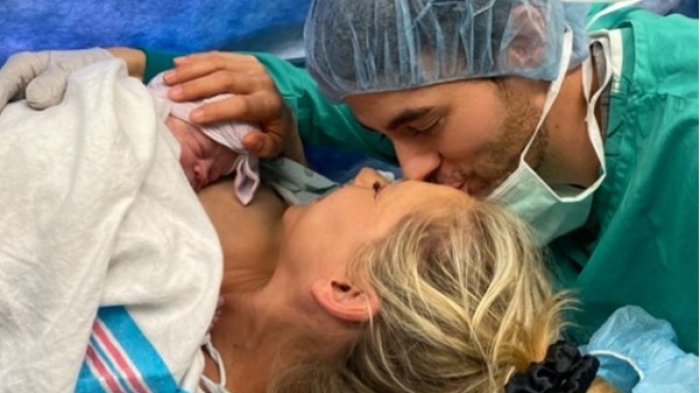 Anna Kournikova y Enrique Iglesias se convirtieron en padres por tercera vez