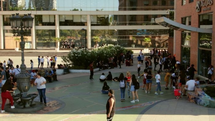 Fanáticos del k-pop responden cuál creen que fue su influencia en el estallido social