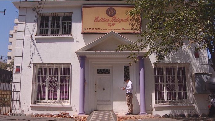 Clientes de centro estético declarado en quiebra denuncian estafa: Trabajadores dicen que no les han pagado