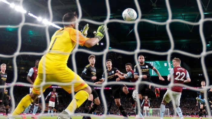 Claudio Bravo campeón en Inglaterra gracias a atajada sobre la hora que le valió el título al Manchester City