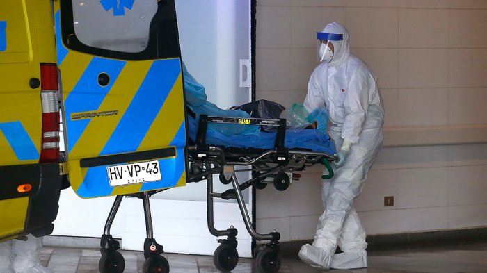 Confirman que cuarto caso de coronavirus pasó por Clínica Santa María: Paciente ya fue trasladada a su domicilio