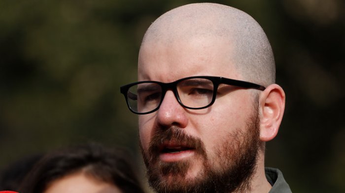 Giorgio Jackson se realiza test de coronavirus tras reunirse con Irene Montero y Pablo Iglesias en España