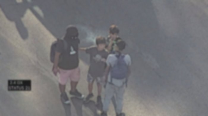 Investigan a adultos por presuntos vínculos con niños y adolescentes en 