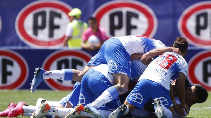 La UC pasó las penas de la Libertadores derrotando con lo justo a Cobresal