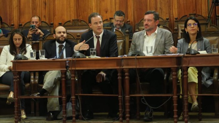 A un paso de ser ley: Comisión mixta aprueba ingreso mínimo garantizado