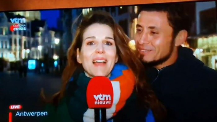 Periodista fue acosada durante despacho en vivo: Anunciaba medidas por el coronavirus