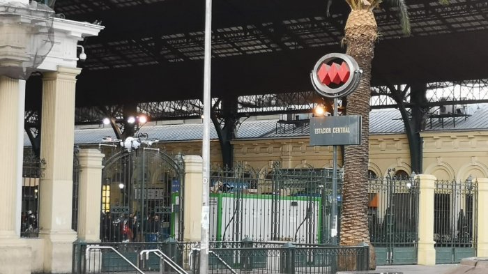 Así es el drone que comenzó a sanitizar las calles en Estación Central