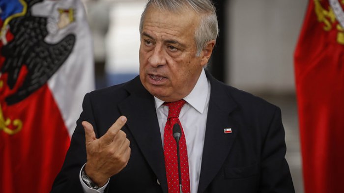 Casos subieron a 342: Mañalich dice que la curva crece 