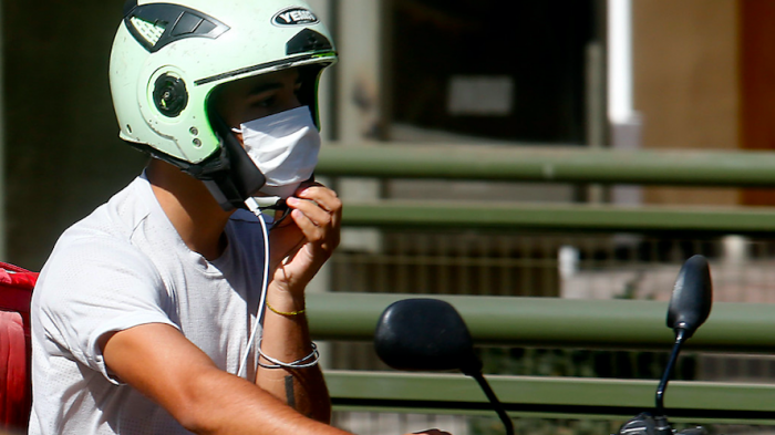 Hasta la puerta de tu casa: 10 emprendimientos que llevan verduras, carne o pan a domicilio