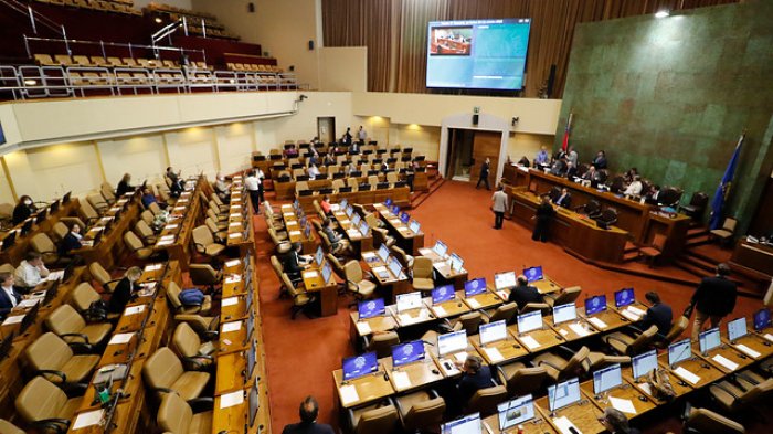Congreso despachó ley que permite a parlamentarios realizar sesiones y votos a distancia