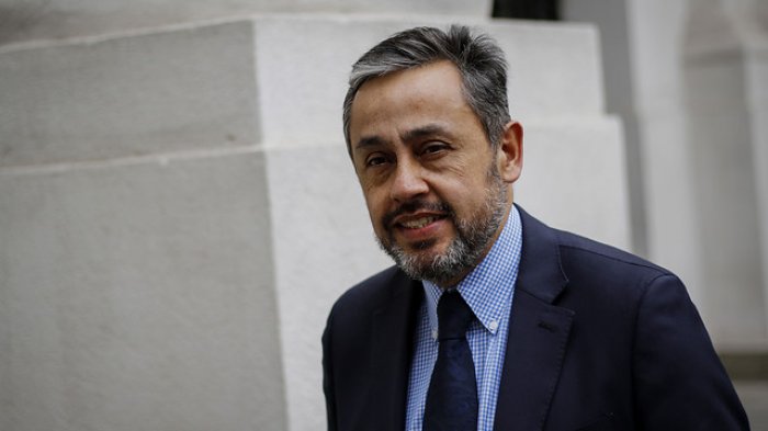 Diputado Durán pidió a evangélicos usar redes sociales y videollamadas para evitar ir a iglesias