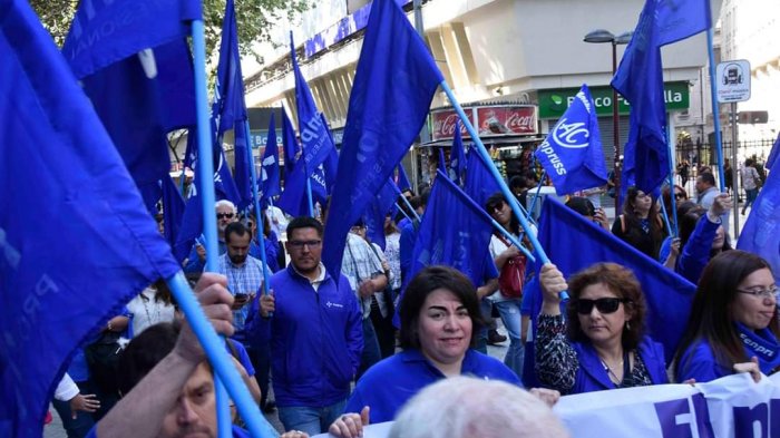 Sin implementos mínimos: Personal médico acusa grave falta de protección para enfrentar el COVID-19