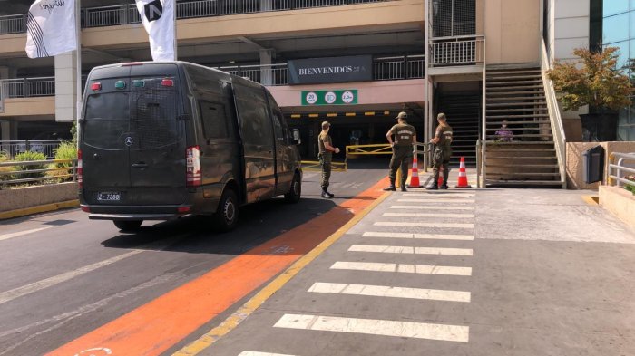 Persona positiva a COVID-19 fue detenida al interior de un supermercado en Las Condes