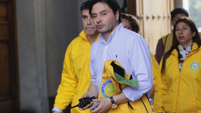 Carter emplaza a Mañalich tras criticar a Cathy Barriga: 