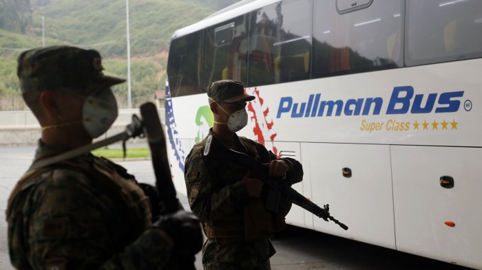 Piden cierre de terminales en Estación Central y Turbus suspende servicios: ¿Qué hará Pullman Bus?