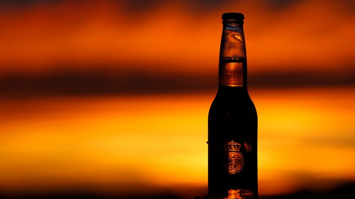 Cerveza Corona detiene su producción en México por medidas sanitarias