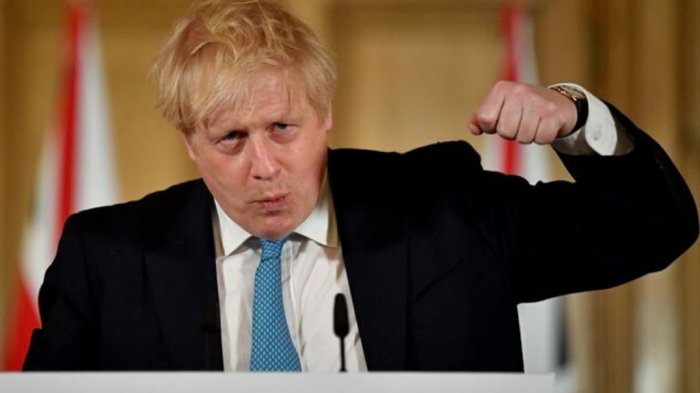 Boris Johnson sigue en la unidad de cuidados intensivos luego de ser tratado con oxígeno