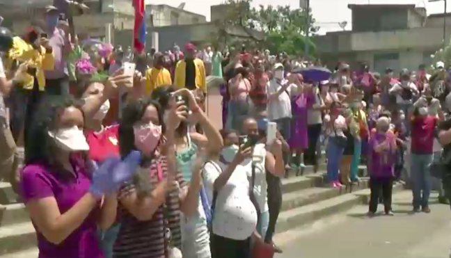 Venezolanos católicos salieron a las calles pese a orden del gobierno: 