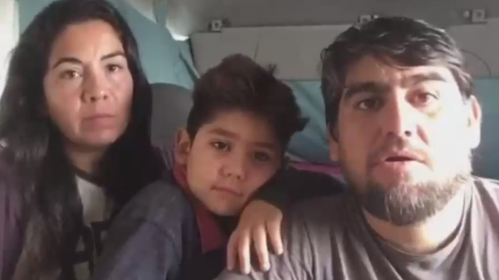 Familia chilena cumplirá un mes viviendo en un furgón en Lima: Están aislados y piden ayuda para regresar