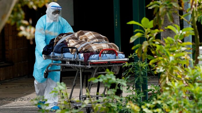 Matemáticos PUC: “Si seguimos así, se espera que los hospitales de Chile colapsen en junio”