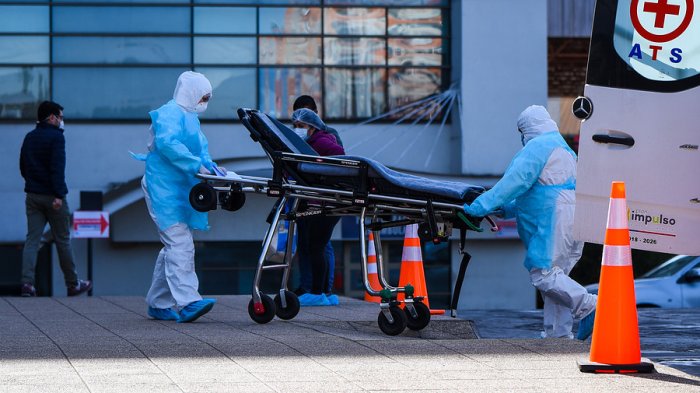Nuevo estudio afirma que pacientes con COVID-19 pueden infectar a otros 3 días antes de tener los síntomas