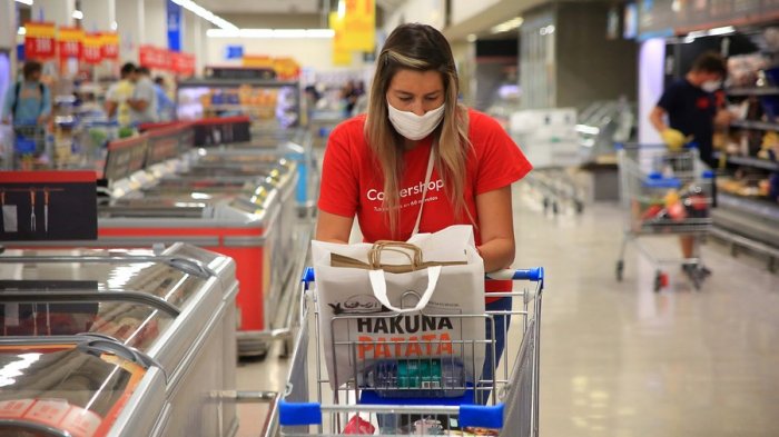 Cornershop ofrece $550 mil mensuales por hacer las compras del supermercado