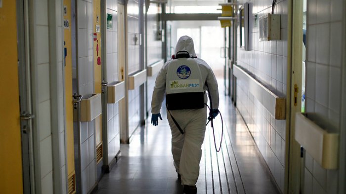 Ingresó por infección urinaria: Denuncian que hombre murió tras contraer COVID-19 en Hospital de Angol