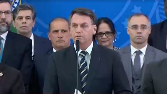 Bolsonaro critica renuncia del ex ministro Moro: 