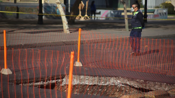 Tras dos semanas: Reabren tramo de la Alameda afectado por socavón