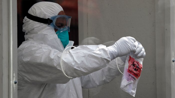 Investigador del Instituto Milenio: “Un alcalde no tiene información pública de cuántos muertos hay su comuna”