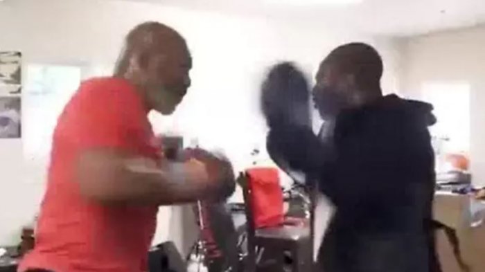Y tiene 53 años: Miles de usuarios en shock al ver los aterradores golpes de Mike Tyson