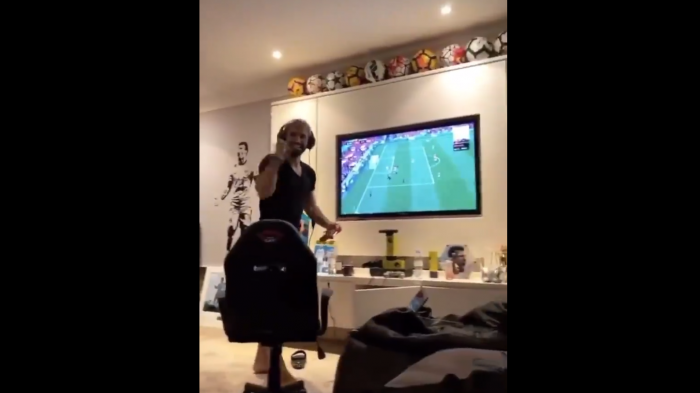 El Kun Agüero se volvió gamer en cuarentena y sus videos de 