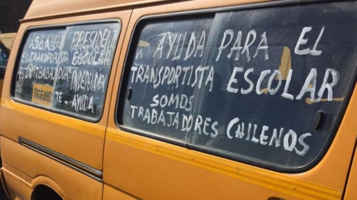 “Ya no podemos más”: Transportistas escolares piden ayuda económica al gobierno para subsistir
