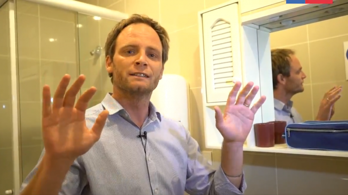 Subsecretario Zúñiga se suma al #SafeHands Challenge y enseña el correcto lavado de manos