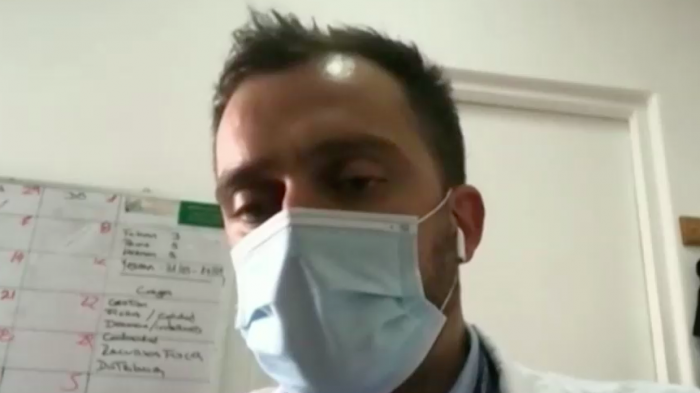 Sec. gral. del Colmed advierte que si tasa de contagios se mantiene, podría copar la capacidad de respiradores