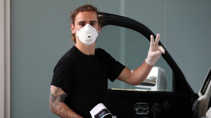 Con todas las medidas de seguridad: Arturo Vidal y sus compañeros se realizaron el test del coronavirus