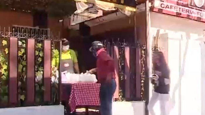 Donde Cuadra, el restaurante que regala almuerzos a abuelitos y personas en situación de calle