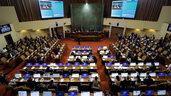 Cámara de Diputados suspende sesión de este jueves por sospecha de contagio de funcionario