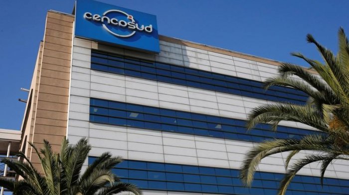 Cencosud retrocede tras polémica: No se someterá a Ley de Protección al Empleo