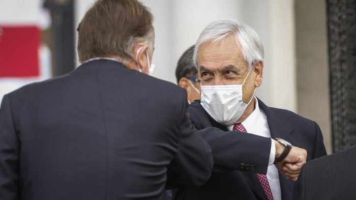 Glosario chileno de una pandemia: Qué significa viroterrorismo, nueva normalidad y otros conceptos claves